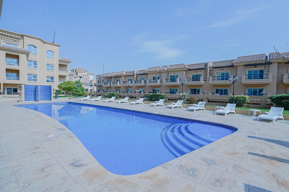 OYO 585 Home 120, B block, Diamond Views 1, Jumeirah Village Circle Dubai, Dubai