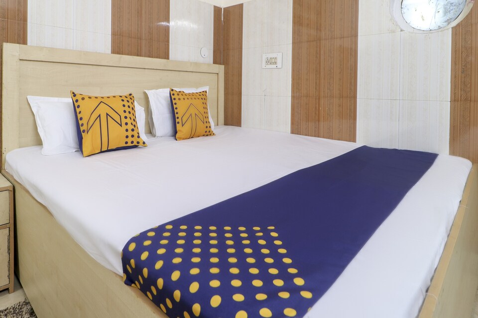 SPOT ON 75706 Hotel Kamakshi Lodge, Jammu, Jammu