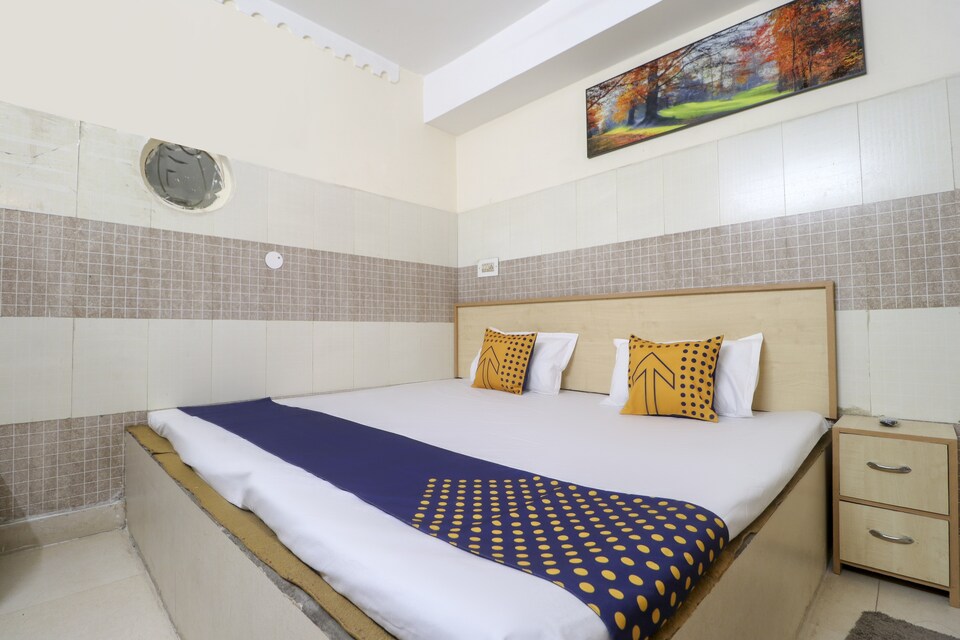 SPOT ON 75706 Hotel Kamakshi Lodge, Jammu, Jammu