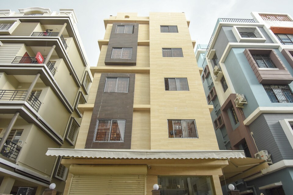 Collection O 75707 Carnival, Rajarhat Kolkata, Kolkata