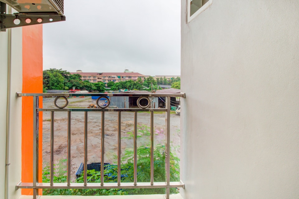 OYO 75337 Ponpaipan1 , Bang Saen Beach P2, Chonburi