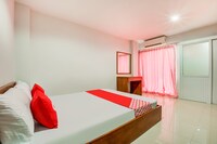 OYO 75337 Ponpaipan1 