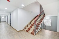 Super Townhouse The Royal Retreat
