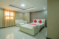 OYO 700 Pj Inn Hotel