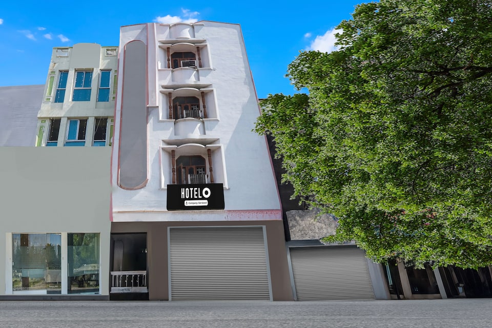 Hotel O Chowrasta Near Congress Bhavan, Nakkalagutta Hanamkonda Warangal, Warangal