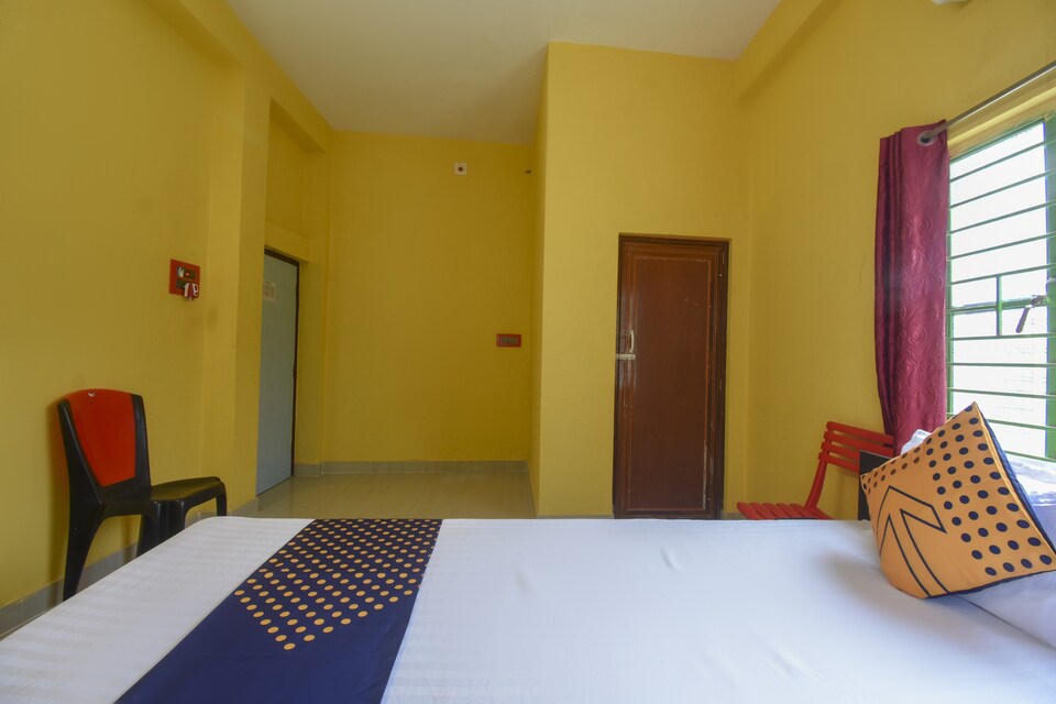 SPOT ON 75786 Urban Village, Rajarhat Kolkata, Kolkata