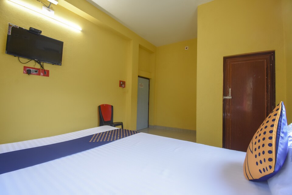 SPOT ON 75786 Urban Village, Rajarhat Kolkata, Kolkata