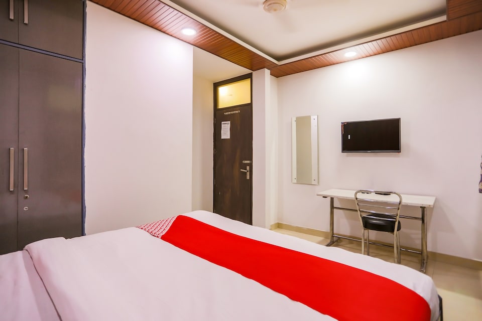 OYO Jai Palace, New Friends Colony Delhi, Delhi