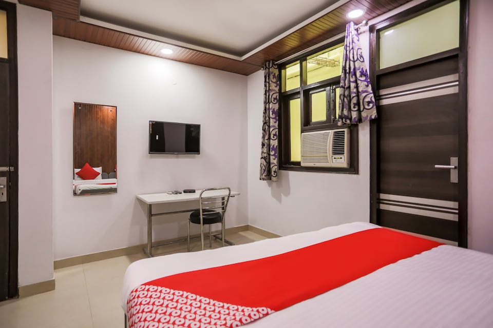 OYO Jai Palace, New Friends Colony Delhi, Delhi