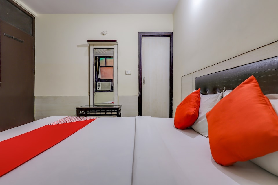 OYO 75804 Hotel J J International, Paharganj Delhi, Delhi