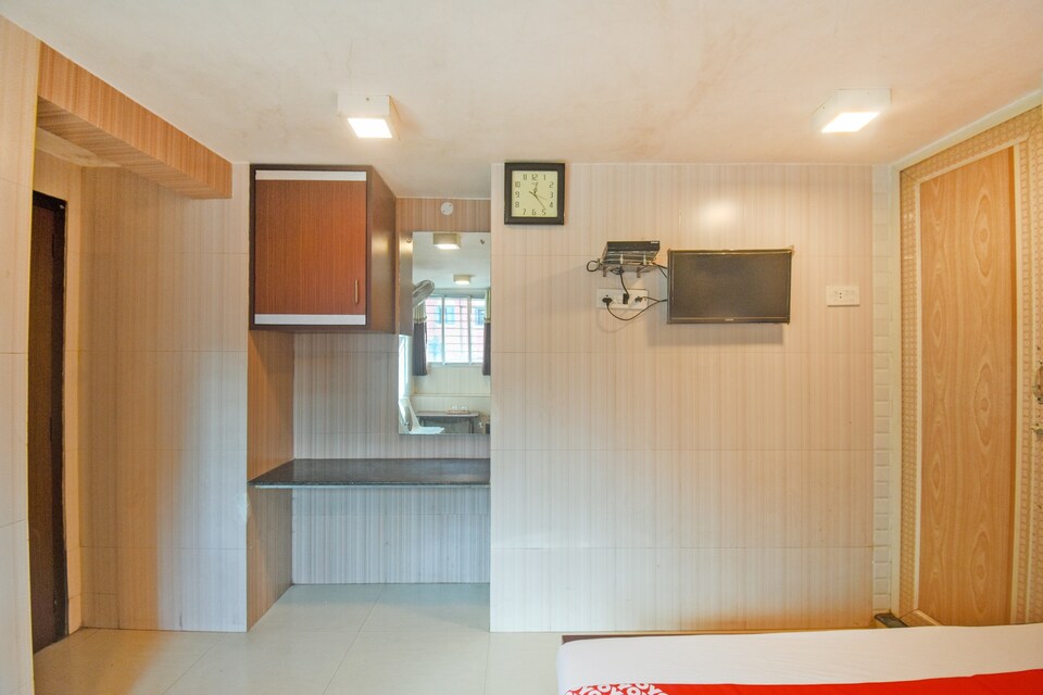 OYO 75834 Akash Hotel Howrah, Howrah Kolkata, Kolkata