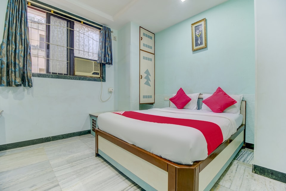 OYO 75839 Hotel Rex Plaza, Mumbai-Vashi-Turbhe-Sanpada, Mumbai