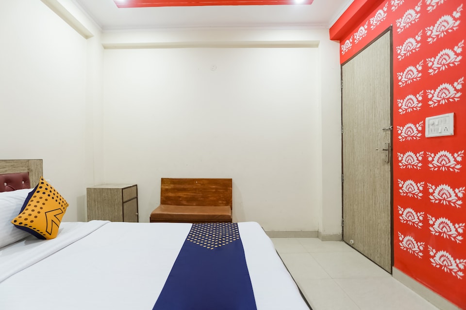 SPOT ON 75845 Maa Sheetla Guest House, Old Gurgaon, Gurgaon