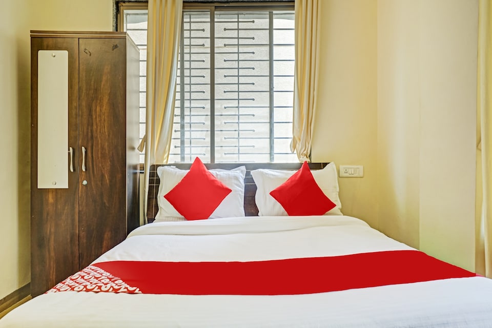 OYO 75873 Sunshine Residency, Kharadi Pune, Pune