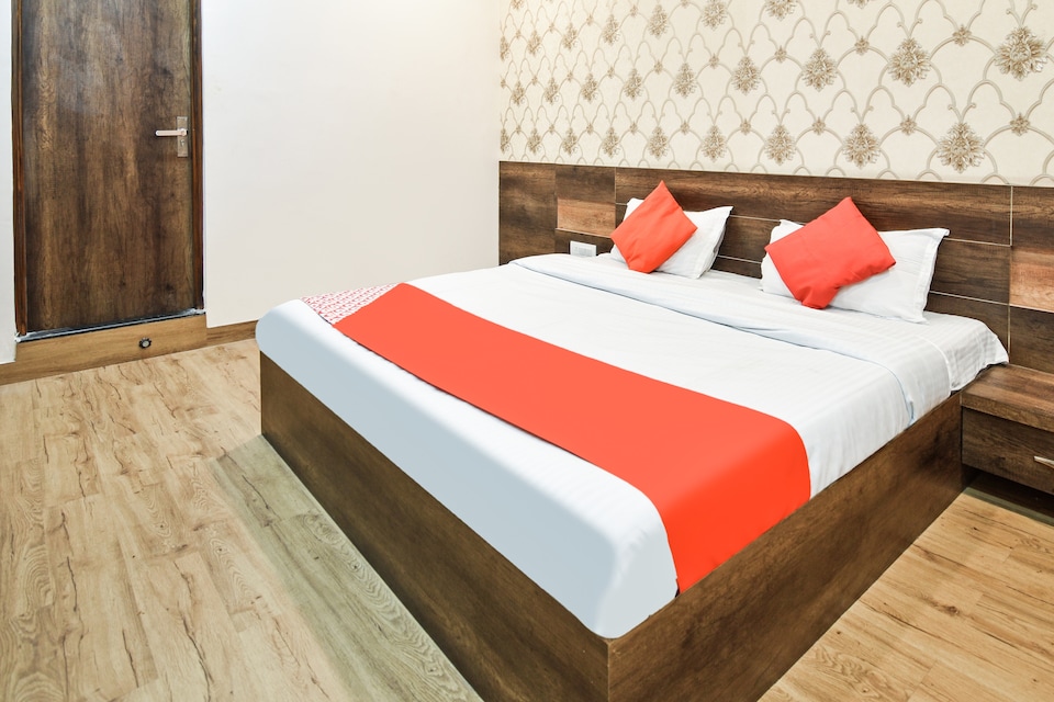 Flagship Hotel G N, Vaishali Nagar Jaipur, Jaipur