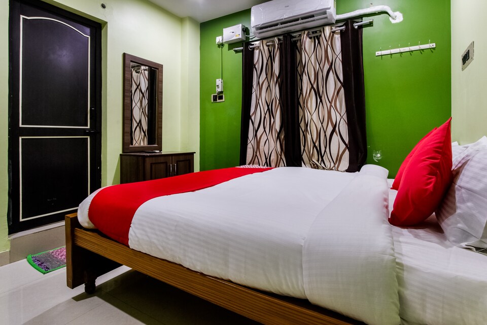 OYO 75924 HACHIKO's INN, Madurai City Centre-II, Madurai