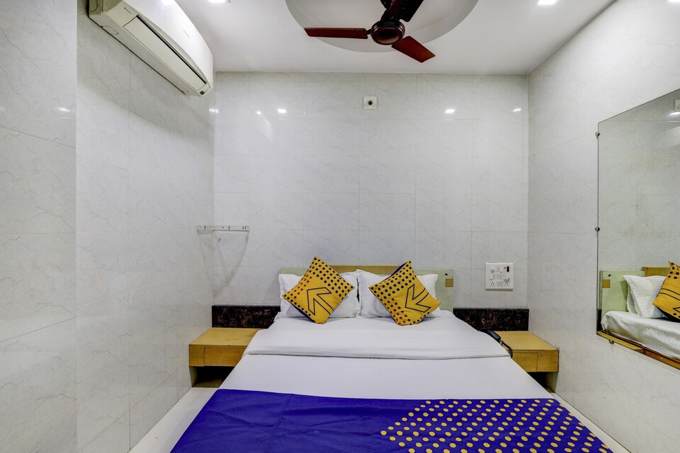 SPOT ON 75928 Kiran Hotel And Guest House, Kadodra Surat, Surat