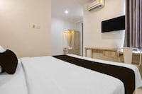 Collection O near Ambarrukmo Plaza Mall formerly Damar Kusumo Guest House