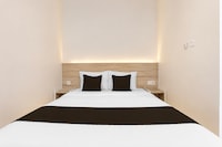 Collection O near Ambarrukmo Plaza Mall formerly Damar Kusumo Guest House