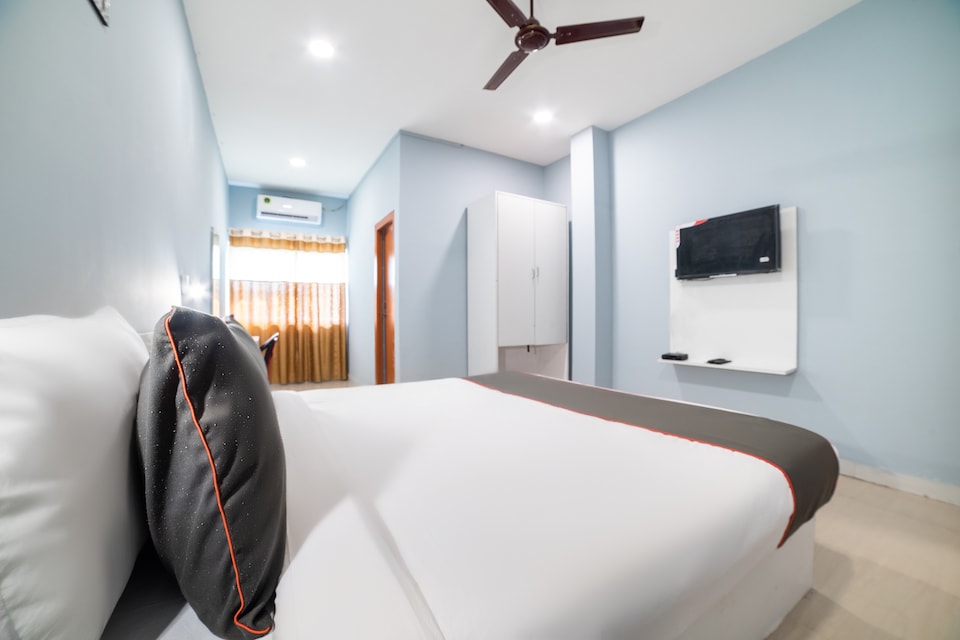 Live on GHY831, ISBT Guwahati, Guwahati