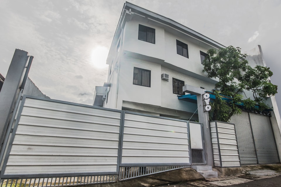 OYO 703 Gplace, Cebu City, Cebu