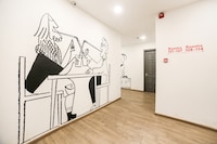 Super Townhouse Dilshad Garden Near Dilshad Garden Metro Station