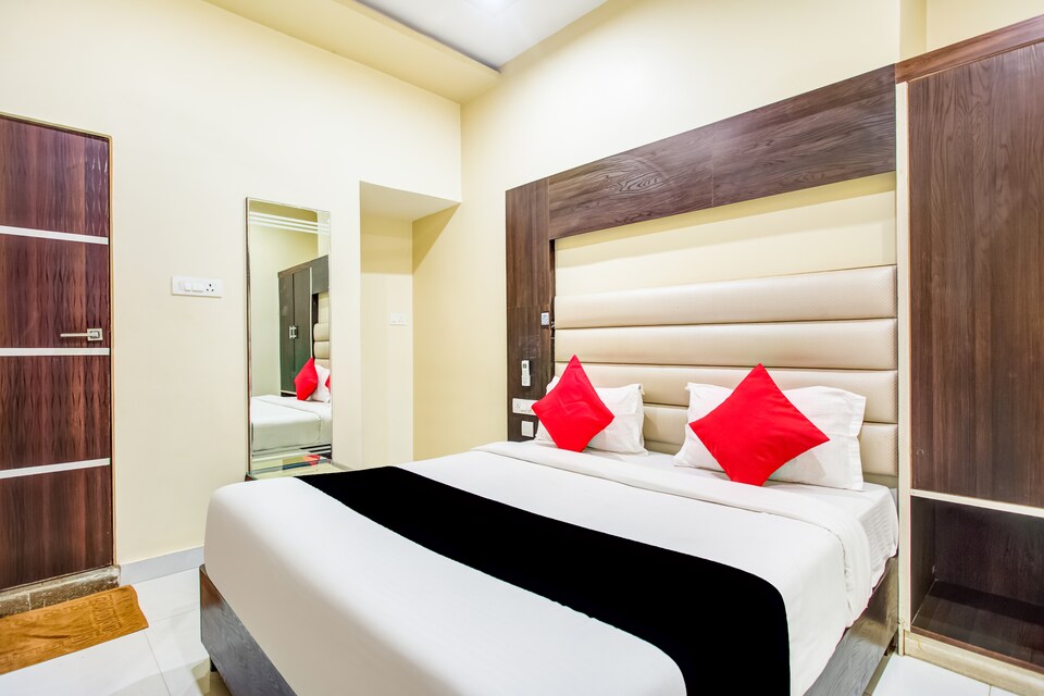 Capital O Hotel Kiaara, Cantonment, Varanasi