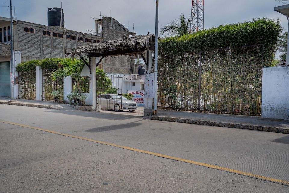 OYO Hotel Paraiso Casa Blanca, Acapulco de Juarez, GRO, Acapulco