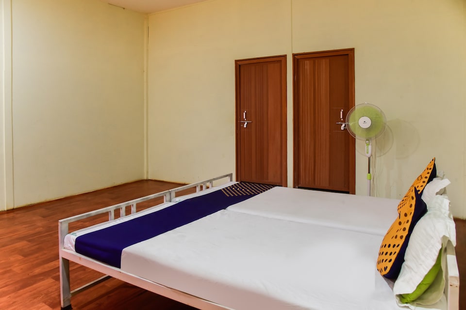 SPOT ON 75990 Van Vinodan Resort, Durg, Bhilai