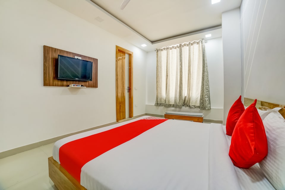 OYO 75995 Hotel Downtown, Hisar, Hisar