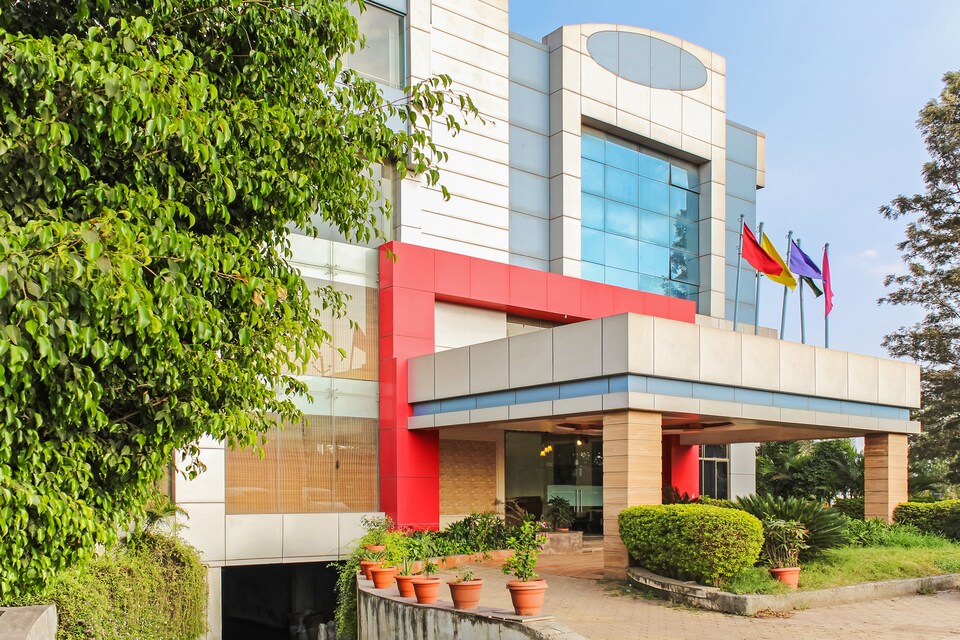 SPOT ON 6401 The Neelam Executive, Chakan Pune, Pune