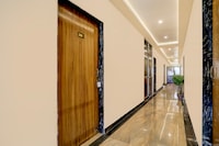 Super Townhouse Hyderabad Gate IIT BHU Formerly RK Heights