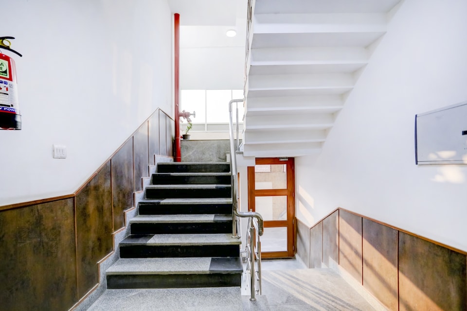 Hotel O Divy Noida Sector 50 Metro Station, Noida City, Noida