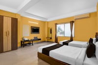 Super Townhouse Oak Siliguri Formerly Palm Tree Lodge