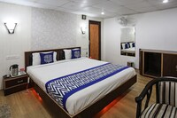 OYO Hotel Lal Kothi Pahalgam