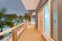 Super Townhouse Sector 49 Sohna Road