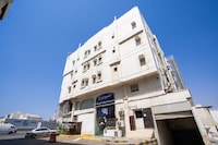 OYO 564 Al Eairy Furnished Suits 4