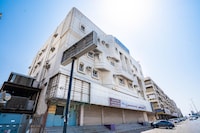 OYO 564 Al Eairy Furnished Suits 4