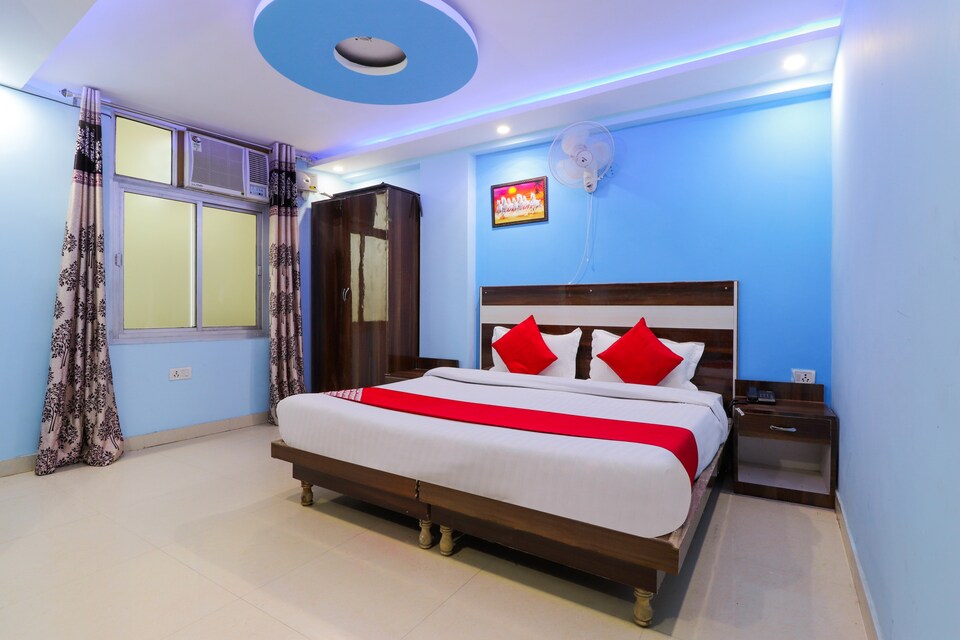 OYO 76115 Hotel Skylight, Dwarka Delhi, Delhi