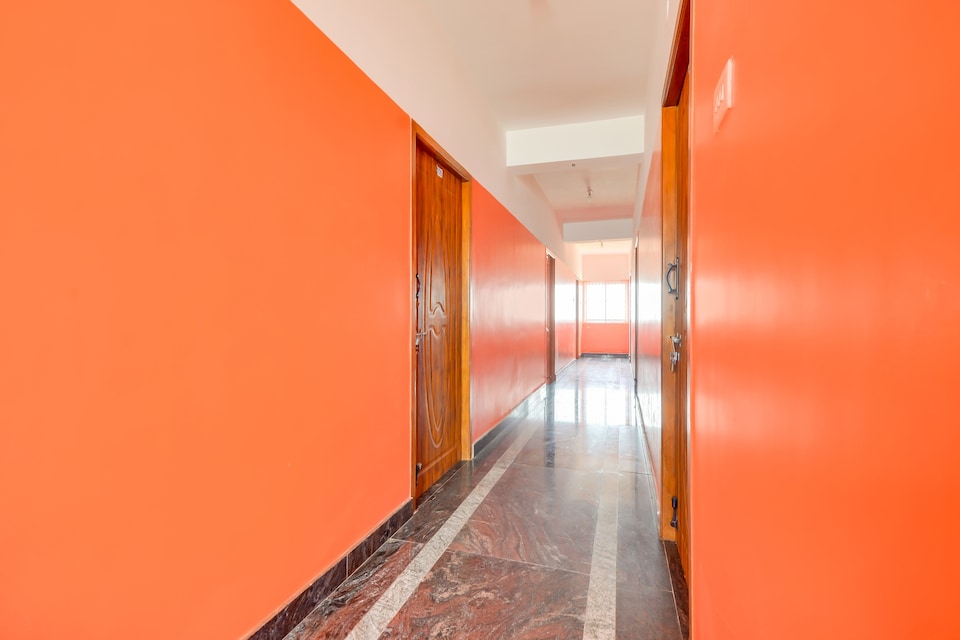 Hotel O St Residency, Othakalmandapam, Coimbatore