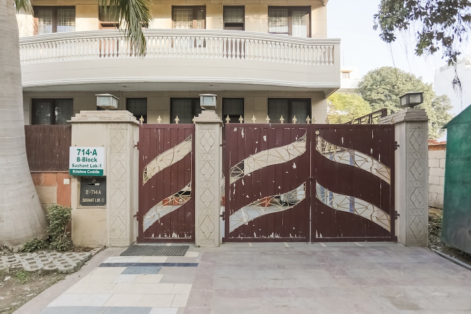 Collection O 76123 Surya Kiran Inn Delux, Golf Course Road, Gurgaon