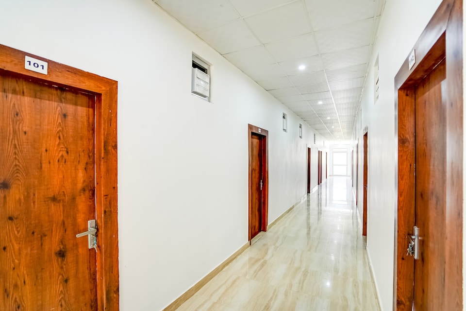 Hotel O Aashirvad, Faridabad, Faridabad