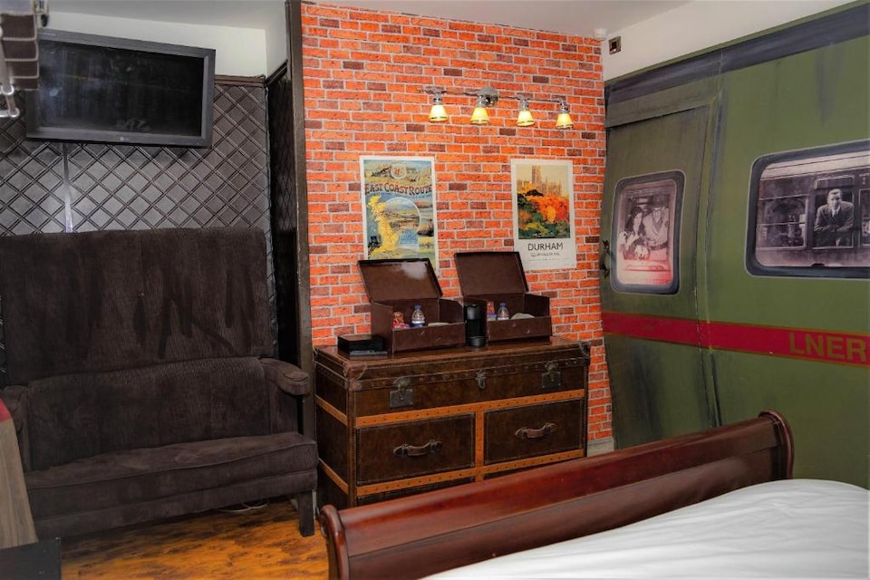 OYO The Townhouse, County Durham, Durham