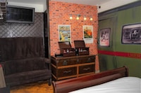 OYO The Townhouse