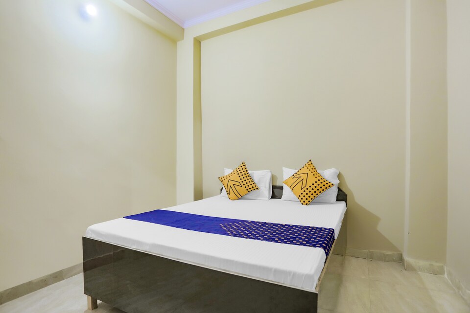 SPOT ON 76153 Hotel Golden Blue Heart, Ghaziabad City, Ghaziabad