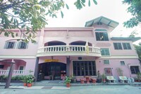 OYO 75357 Thipsiri Home