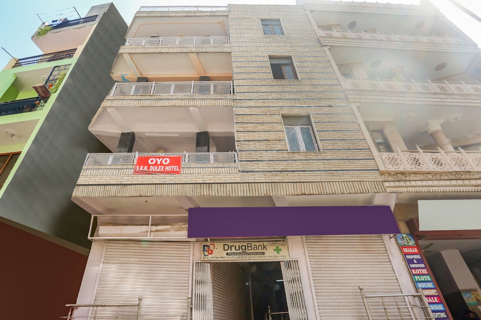 SPOT ON 76164 Srk Deluxe, Anand Vihar Delhi, Delhi