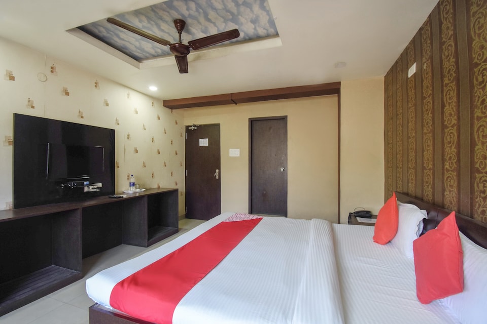 OYO Flagship 76182 Crystal Guest House , Sakchi Jamshedpur, Jamshedpur