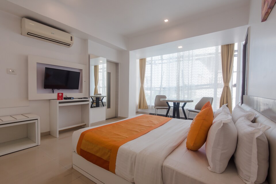 OYO 6421 Hotel Aura, Mumbai BCEC, Mumbai