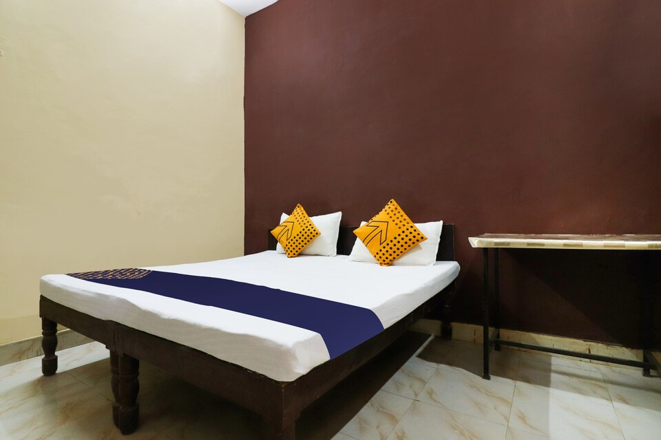 SPOT ON 76199 Travilla Residency, Gwalior, Gwalior